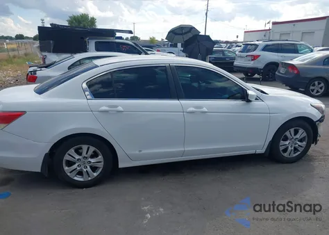 2010 Honda Accord 2.4 Lx из США, поврежденный, VIN 1HGCP2F36AA013824